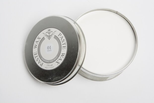 Painting the Past Paste Wax White 01